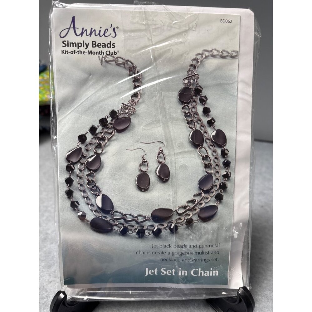 Annies Simply Beads Jet Set In Chain Jewelry Kit - Necklace & Earrings Set Mater